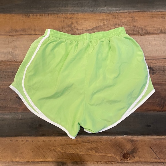 Nike Women's 3'' Dry Tempo Core Running Shorts - Picture 3 of 4